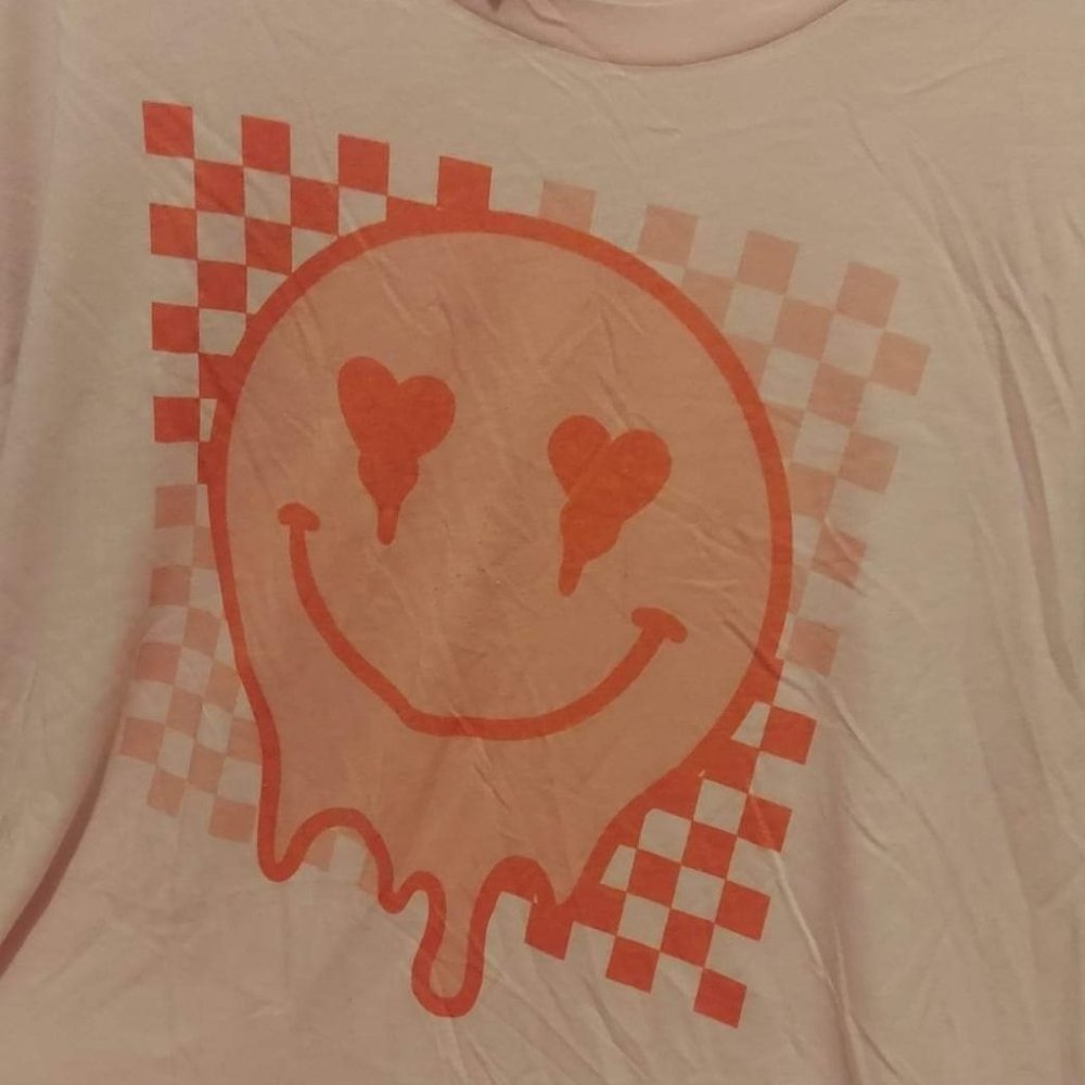 Bella Canvas women's smiley valentines tee xl pink